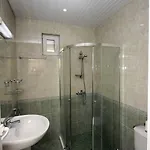 Hotel Briz 2*