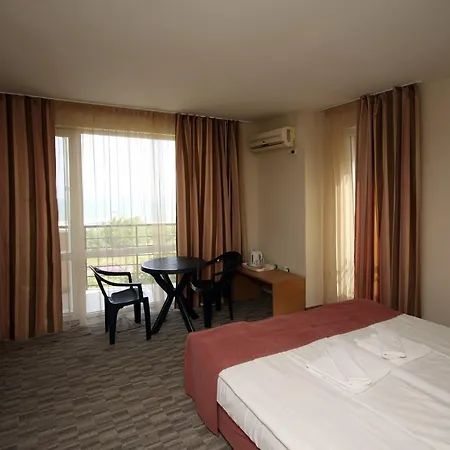 Hotel Briz